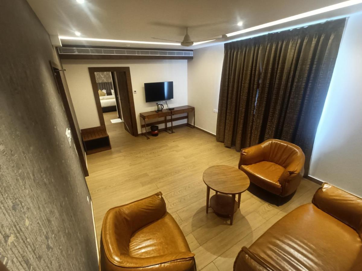 The Kings Park Grand-Near Us Consulate Hotel Chennai Bagian luar foto